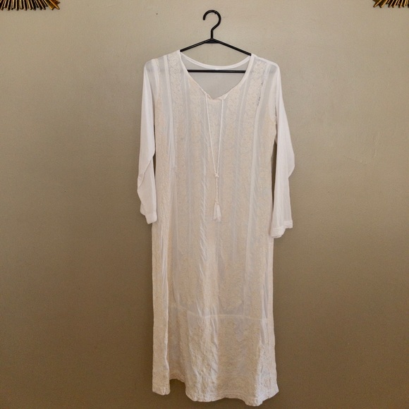 None Other - White Indian style dress and pants